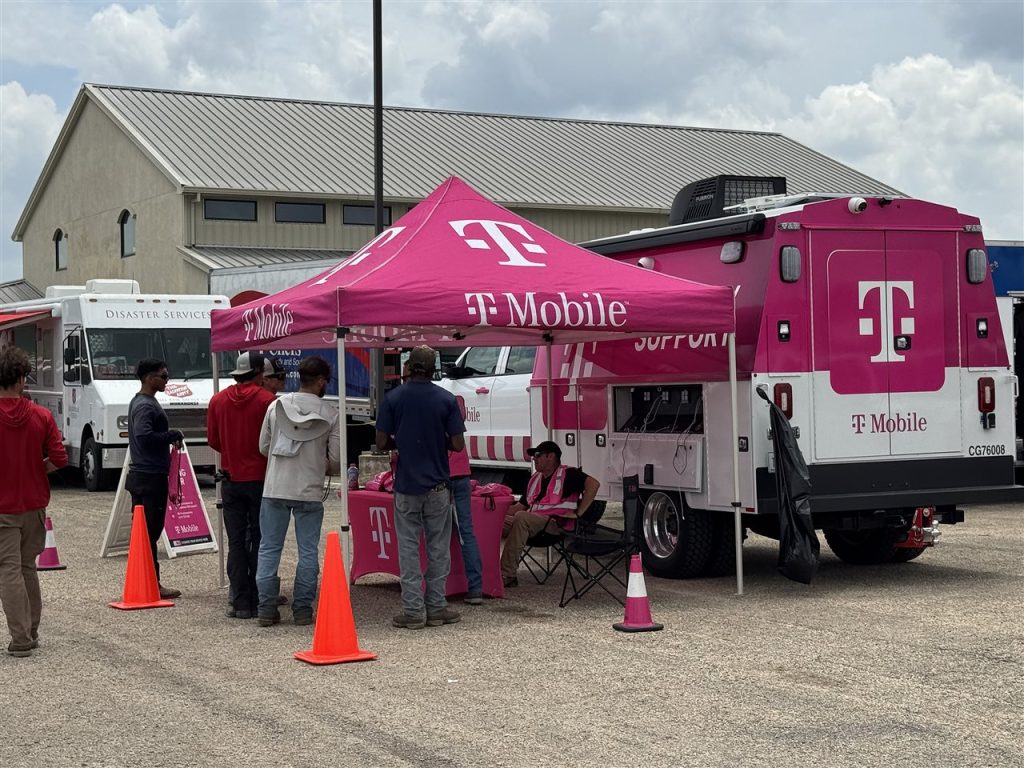 Stay connected when it matters most: 7 simple disaster preparedness tips